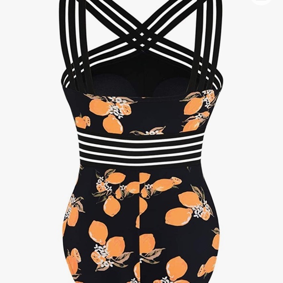 Hilor NWOT Bathing Suit One-piece Size XLarge - Picture 2 of 9